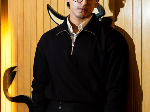 Nior Half-Zip Pullover